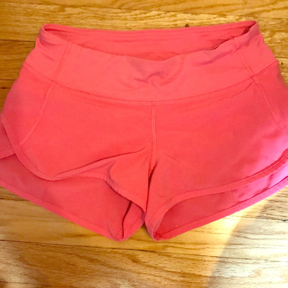 Lulu lemon Speed Up shorts 2.5”